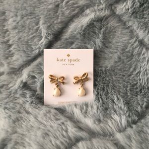 Bow and Pearl Earrings